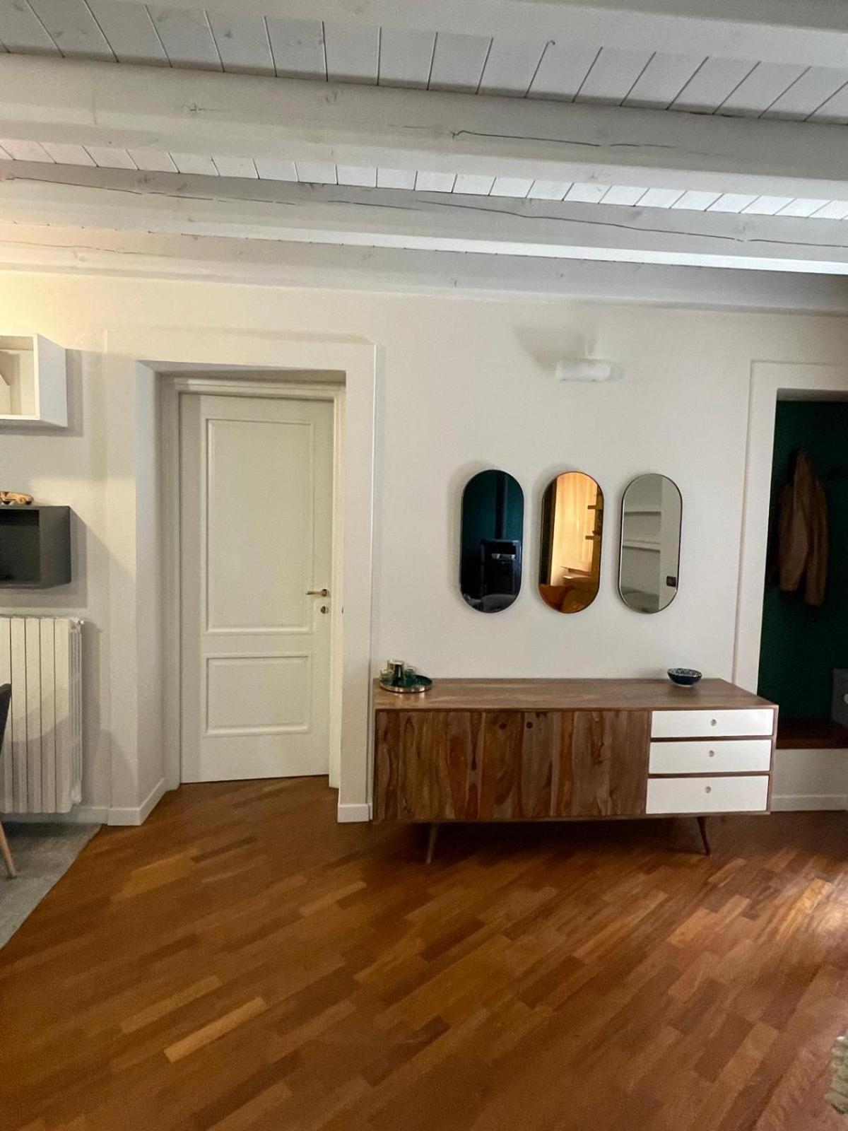 Amelie Apartment Desenzano del Garda Bagian luar foto